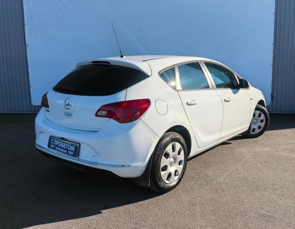 Opel Astra J Рестайлинг с пробегом 2015 года, цена 690 000 рублей, 209550 км, хэтчбек, Автокод Объявления