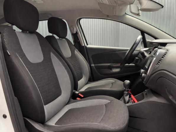 Renault Kaptur I с пробегом 2017 года, цена 1 427 000 рублей, 181124 км, внедорожник, Автокод Объявления