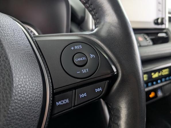 Toyota RAV4 V (XA50) с пробегом 2020 года, цена 3 100 000 рублей, 72771 км, внедорожник, Автокод Объявления