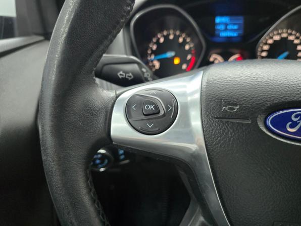 Ford Focus III с пробегом 2014 года, цена 935 000 рублей, 136000 км, седан, Автокод Объявления