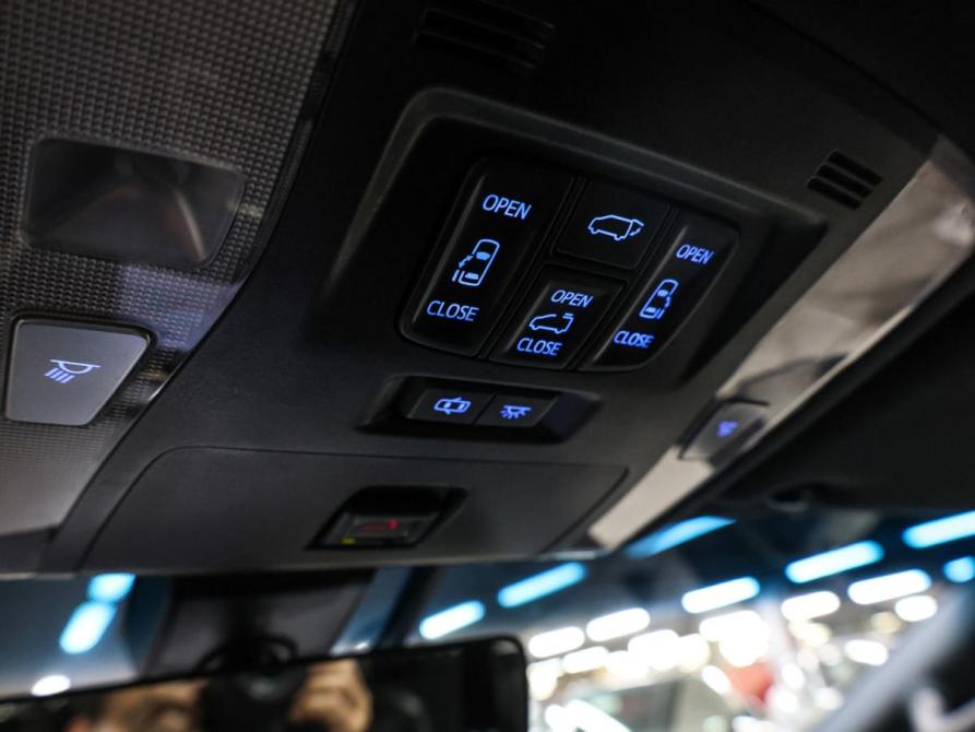 Toyota Alphard III Рестайлинг Москва  - изображение 26