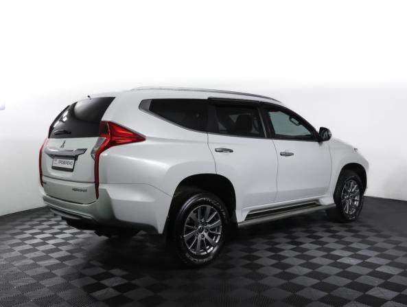Mitsubishi Pajero Sport III с пробегом 2017 года, цена 2 699 000 рублей, 141000 км, внедорожник, Автокод Объявления