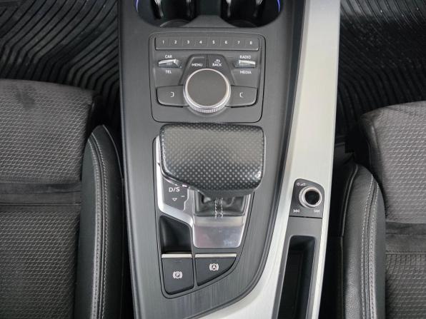 Audi A4 V (B9) с пробегом 2018 года, цена 2 299 000 рублей, 184318 км, седан, Автокод Объявления