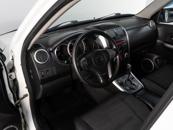 Suzuki Grand Vitara II Рестайлинг с пробегом 2012 года, цена 1 200 000 рублей, 199243 км, внедорожник, Автокод Объявления