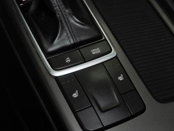 Kia Optima IV Рестайлинг с пробегом 2019 года, цена 1 290 000 рублей, 196900 км, седан, Автокод Объявления