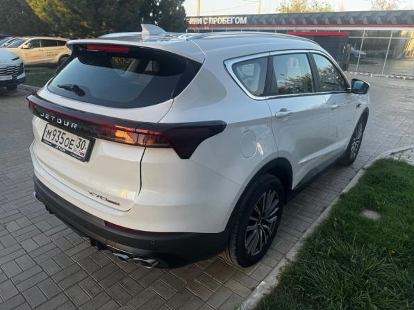 JETOUR X70+ I Рестайлинг с пробегом 2025 года, цена 2 429 900 рублей, 1725 км, внедорожник, Автокод Объявления