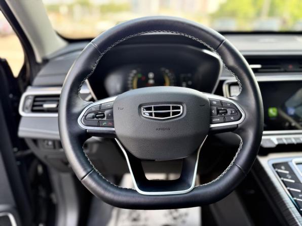 Geely Atlas Pro с пробегом 2024 года, цена 2 259 000 рублей, 15355 км, внедорожник, Автокод Объявления