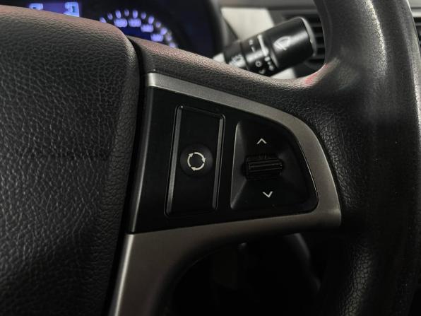 Hyundai Solaris I Рестайлинг с пробегом 2014 года, цена 745 000 рублей, 239055 км, седан, Автокод Объявления