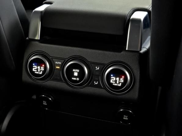 Land Rover Discovery V с пробегом 2018 года, цена 4 190 000 рублей, 117782 км, внедорожник, Автокод Объявления