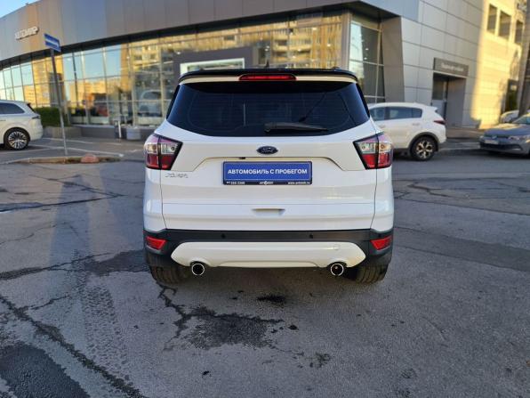 Ford Kuga II Рестайлинг с пробегом 2018 года, цена 2 050 000 рублей, 62075 км, внедорожник, Автокод Объявления