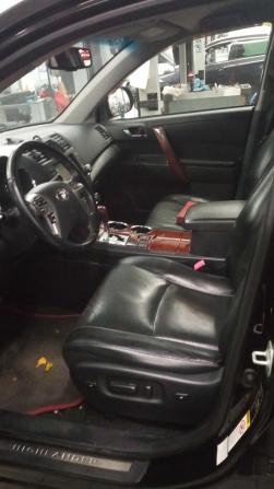 Toyota Highlander II (XU40) Рестайлинг с пробегом 2011 года, цена 1 450 000 рублей, 294882 км, внедорожник, Автокод Объявления
