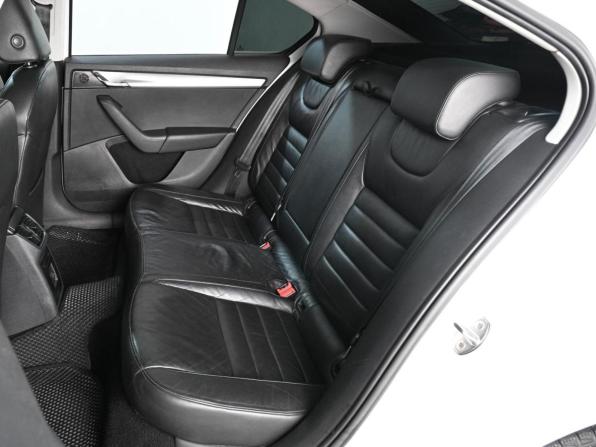 Skoda Octavia III (A7) с пробегом 2013 года, цена 1 119 000 рублей, 304481 км, лифтбек, Автокод Объявления