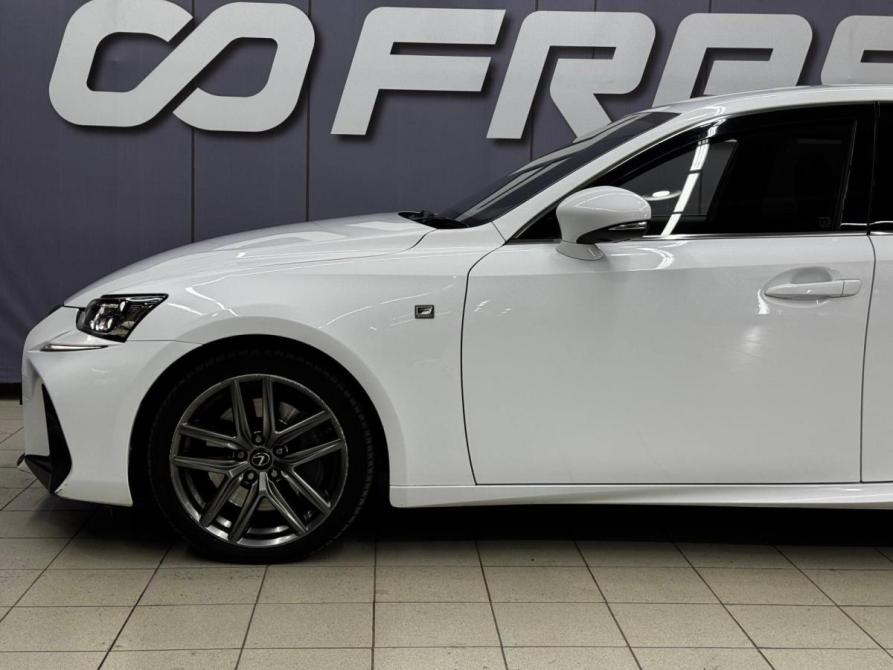 Lexus IS III Рестайлинг Благовещенск  - изображение 9