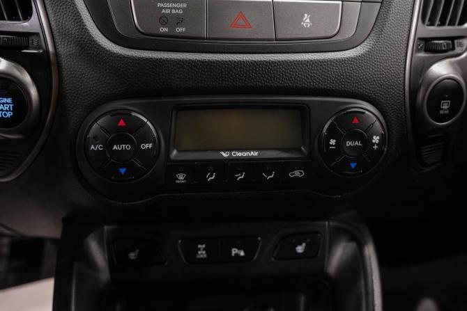 Hyundai ix35 I Рестайлинг с пробегом 2013 года, цена 1 709 000 рублей, 130000 км, внедорожник, Автокод Объявления