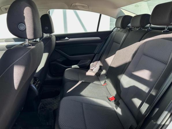Volkswagen Passat B8 с пробегом 2017 года, цена 1 999 000 рублей, 51202 км, седан, Автокод Объявления