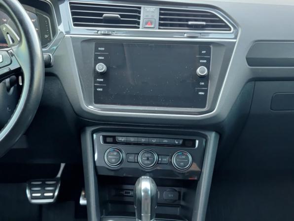 Volkswagen Tiguan II с пробегом 2019 года, цена 2 820 000 рублей, 224501 км, внедорожник, Автокод Объявления
