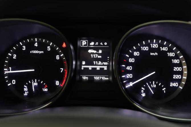 Hyundai Santa Fe III Рестайлинг с пробегом 2017 года, цена 2 275 000 рублей, 102600 км, внедорожник, Автокод Объявления