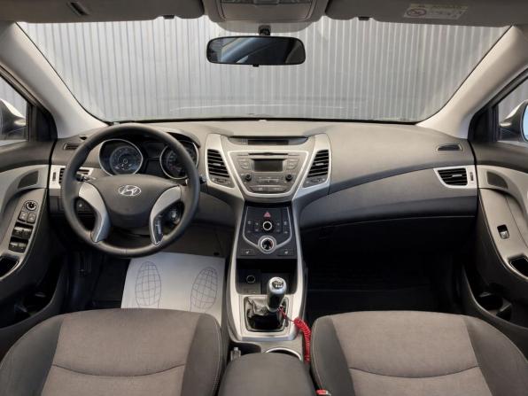 Hyundai Elantra V (MD) Рестайлинг с пробегом 2015 года, цена 1 017 000 рублей, 205019 км, седан, Автокод Объявления