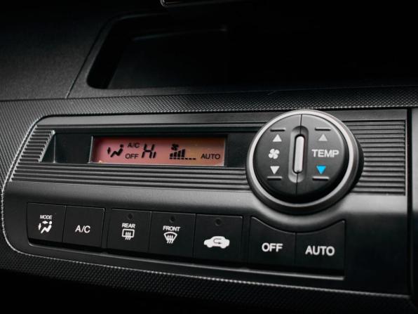 Honda Freed I с пробегом 2010 года, цена 920 000 рублей, 181882 км, компактвэн, Автокод Объявления
