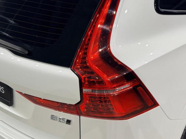 Volvo XC60 II Рестайлинг с пробегом 2021 года, цена 4 090 000 рублей, 91323 км, внедорожник, Автокод Объявления