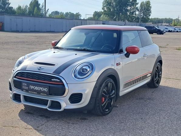 Mini Hatch III (F55/F56) Рестайлинг с пробегом 2021 года, цена 2 920 000 рублей, 69686 км, хэтчбек, Автокод Объявления