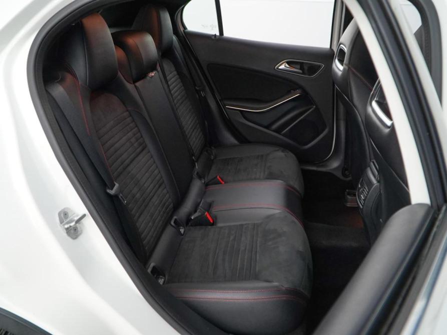 Mercedes-Benz GLA I (X156) Рестайлинг Москва  - изображение 7