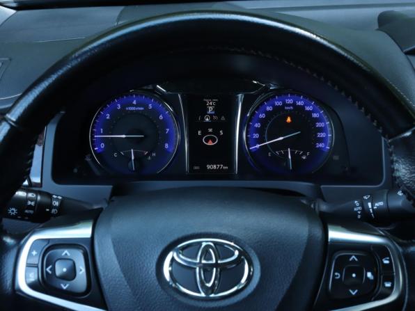 Toyota Camry VII (XV50) Рестайлинг с пробегом 2015 года, цена 2 650 000 рублей, 90876 км, седан, Автокод Объявления
