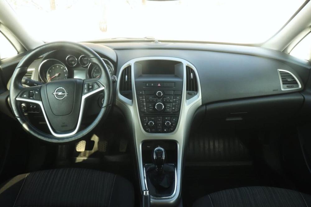 Opel Astra J Казань  - изображение 7