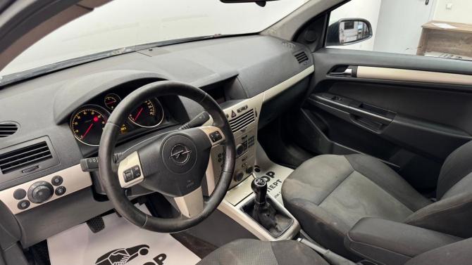 Opel Astra H Рестайлинг с пробегом 2007 года, цена 150 000 рублей, 384000 км, хэтчбек, Автокод Объявления
