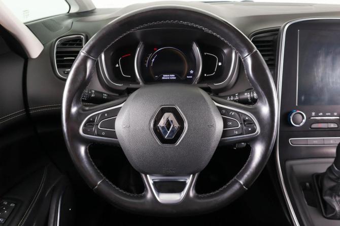 Renault Scenic IV с пробегом 2018 года, цена 1 799 000 рублей, 180111 км, компактвэн, Автокод Объявления
