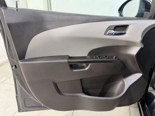 Chevrolet Aveo II с пробегом 2015 года, цена 949 800 рублей, 91000 км, хэтчбек, Автокод Объявления