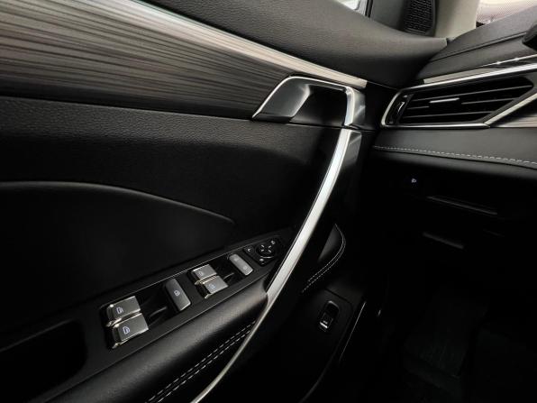 Geely Atlas Pro с пробегом 2023 года, цена 1 700 000 рублей, 168007 км, внедорожник, Автокод Объявления