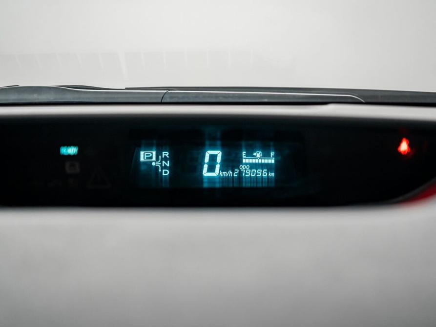 Toyota Prius II Рестайлинг (XW20) Красноярск  - изображение 11