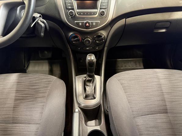 Hyundai Solaris I Рестайлинг с пробегом 2014 года, цена 999 000 рублей, 126382 км, седан, Автокод Объявления