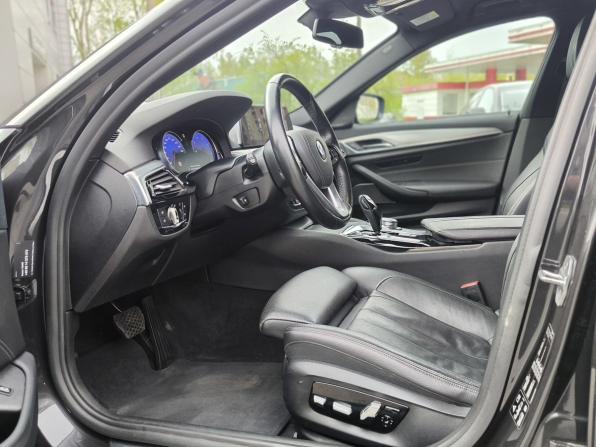 BMW 5 серии VII (G30/G31/G38) с пробегом 2017 года, цена 3 990 000 рублей, 88400 км, седан, Автокод Объявления