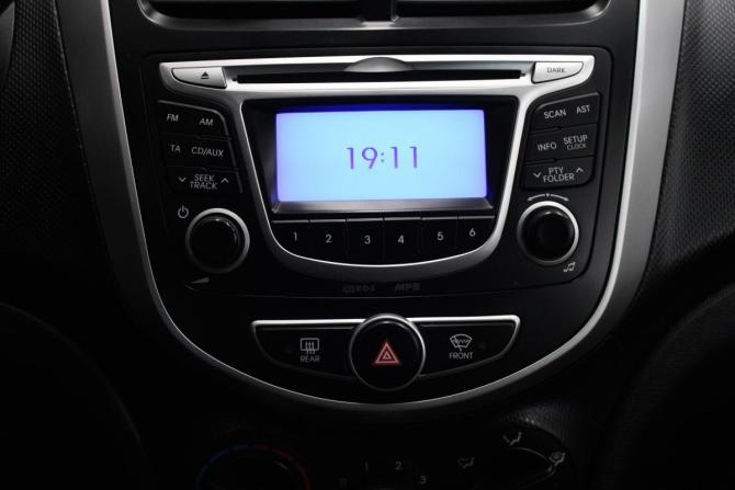 Hyundai Solaris I с пробегом 2014 года, цена 718 000 рублей, 163000 км, седан, Автокод Объявления