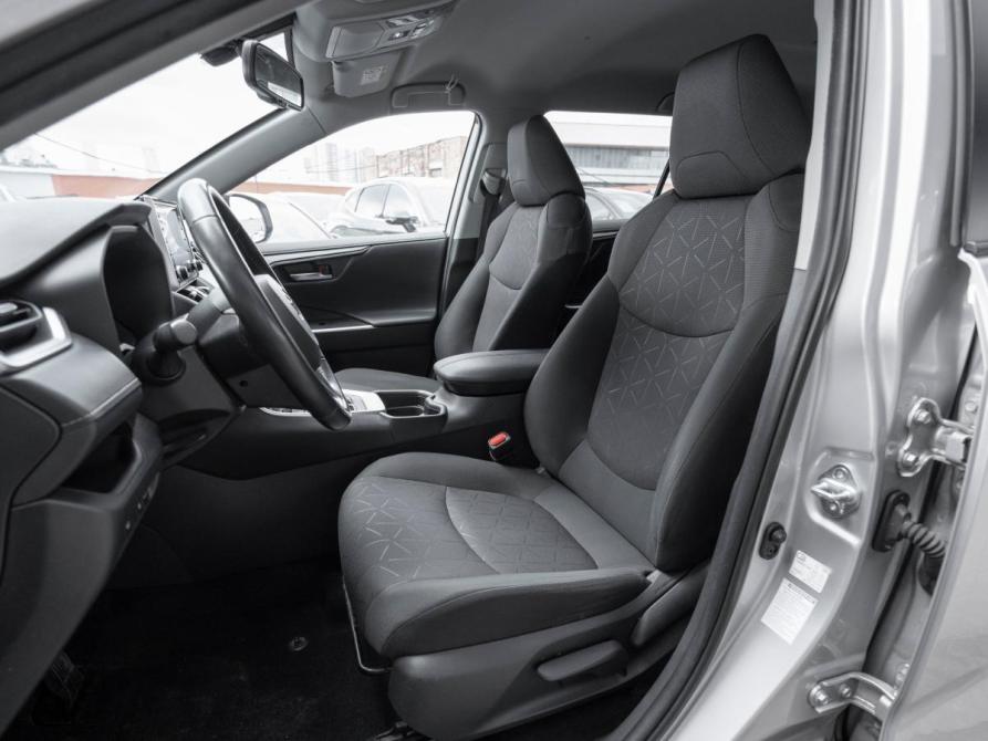 Toyota RAV4 V (XA50) Москва  - изображение 9