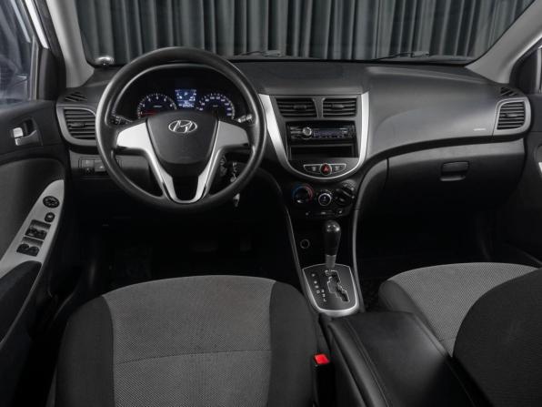 Hyundai Solaris I с пробегом 2011 года, цена 819 000 рублей, 122523 км, седан, Автокод Объявления
