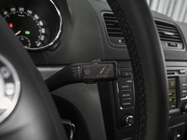 Skoda Yeti I Рестайлинг с пробегом 2013 года, цена 985 000 рублей, 134031 км, внедорожник, Автокод Объявления