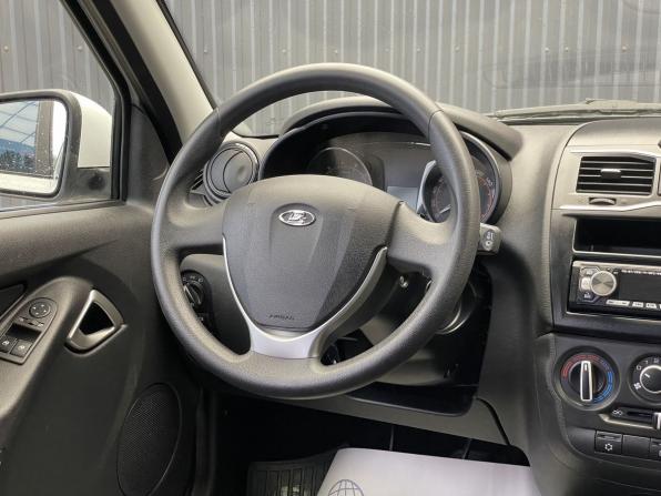 Lada (ВАЗ) Granta I Рестайлинг с пробегом 2023 года, цена 827 000 рублей, 28400 км, лифтбек, Автокод Объявления