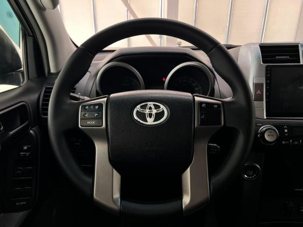 Toyota Land Cruiser Prado 150 Series с пробегом 2012 года, цена 2 969 000 рублей, 217676 км, внедорожник, Автокод Объявления
