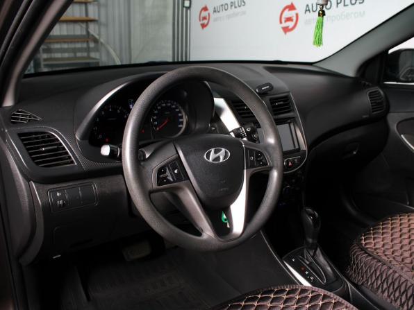 Hyundai Solaris I Рестайлинг с пробегом 2015 года, цена 1 000 000 рублей, 112657 км, седан, Автокод Объявления