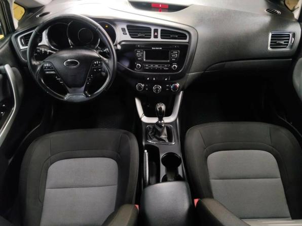 Kia Ceed II с пробегом 2015 года, цена 1 053 150 рублей, 165241 км, хэтчбек, Автокод Объявления