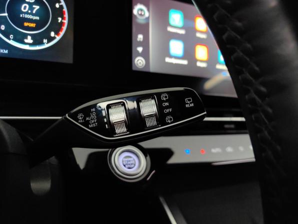 Omoda C5 I с пробегом 2022 года, цена 1 695 000 рублей, 44092 км, внедорожник, Автокод Объявления