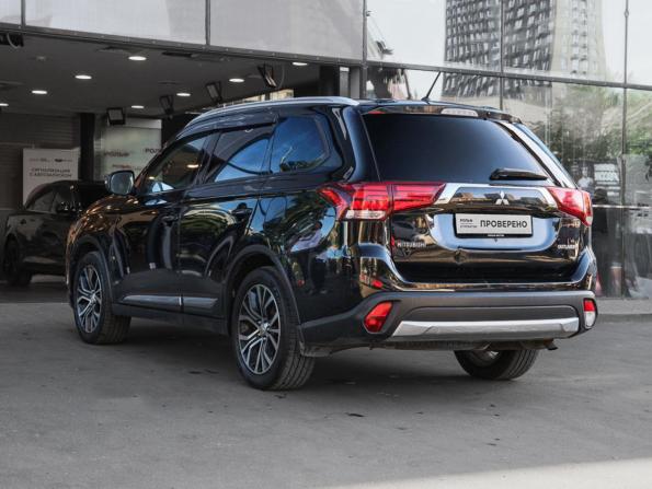 Mitsubishi Outlander III Рестайлинг 2 с пробегом 2016 года, цена 1 350 000 рублей, 309554 км, внедорожник, Автокод Объявления