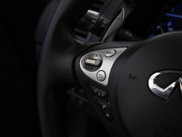 Infiniti QX70 с пробегом 2014 года, цена 1 649 000 рублей, 204356 км, внедорожник, Автокод Объявления
