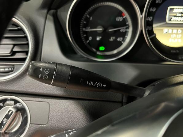 Mercedes-Benz C-Класс III (W204) Рестайлинг с пробегом 2011 года, цена 1 295 000 рублей, 259247 км, седан, Автокод Объявления