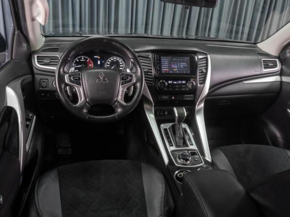 Mitsubishi Pajero Sport III с пробегом 2018 года, цена 3 199 000 рублей, 80813 км, внедорожник, Автокод Объявления