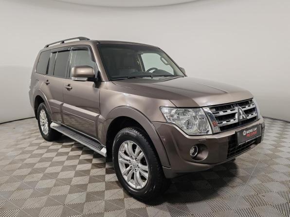 Mitsubishi Pajero IV Рестайлинг 1 с пробегом 2014 года, цена 2 449 000 рублей, 197999 км, внедорожник, Автокод Объявления