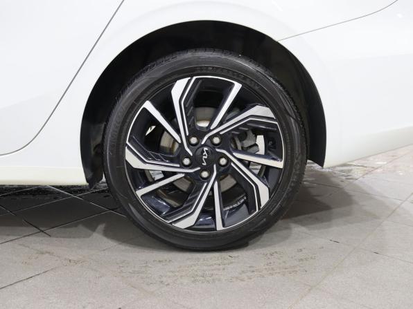 Kia K3 II (China Market) Рестайлинг с пробегом 2023 года, цена 2 150 000 рублей, 28186 км, седан, Автокод Объявления